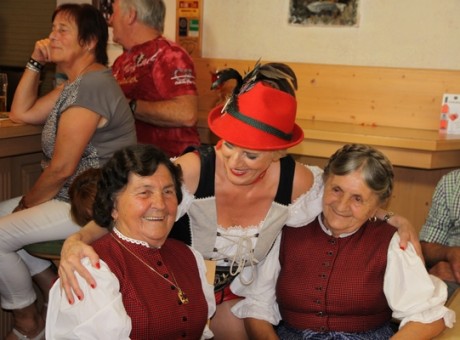 Thresl Assmair, Cilli und Rosi Gasser